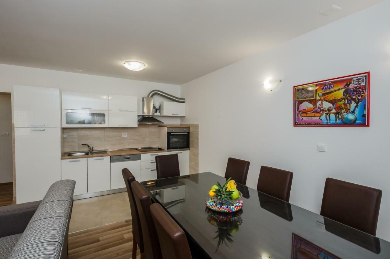 Apartments Selak Split Exterior foto